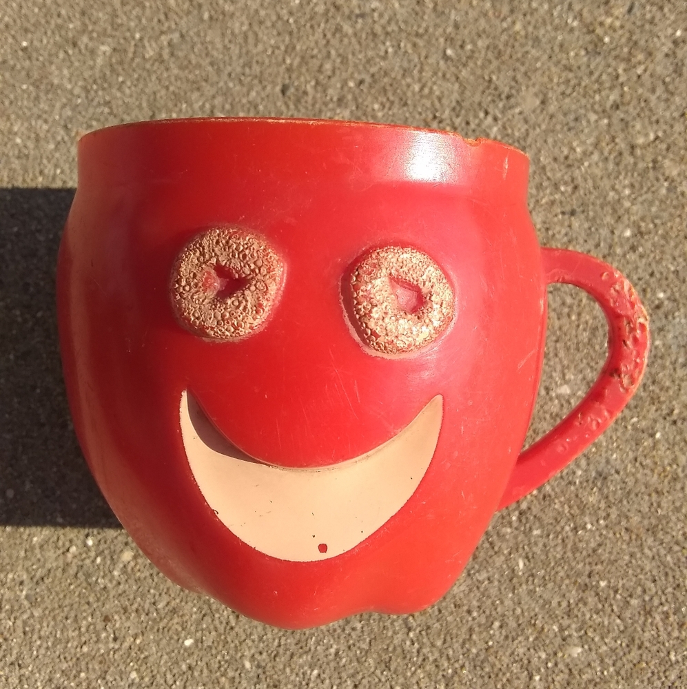 Vintage Kellogg's apple jacks cereal cup mug advertising